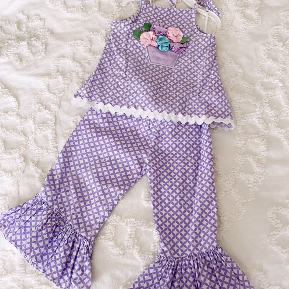 EUC Mud Pie 2T-3T Flower Outfit